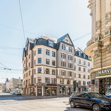 Cozy Modern Studio - Great For Short Trips Riga Exterior photo
